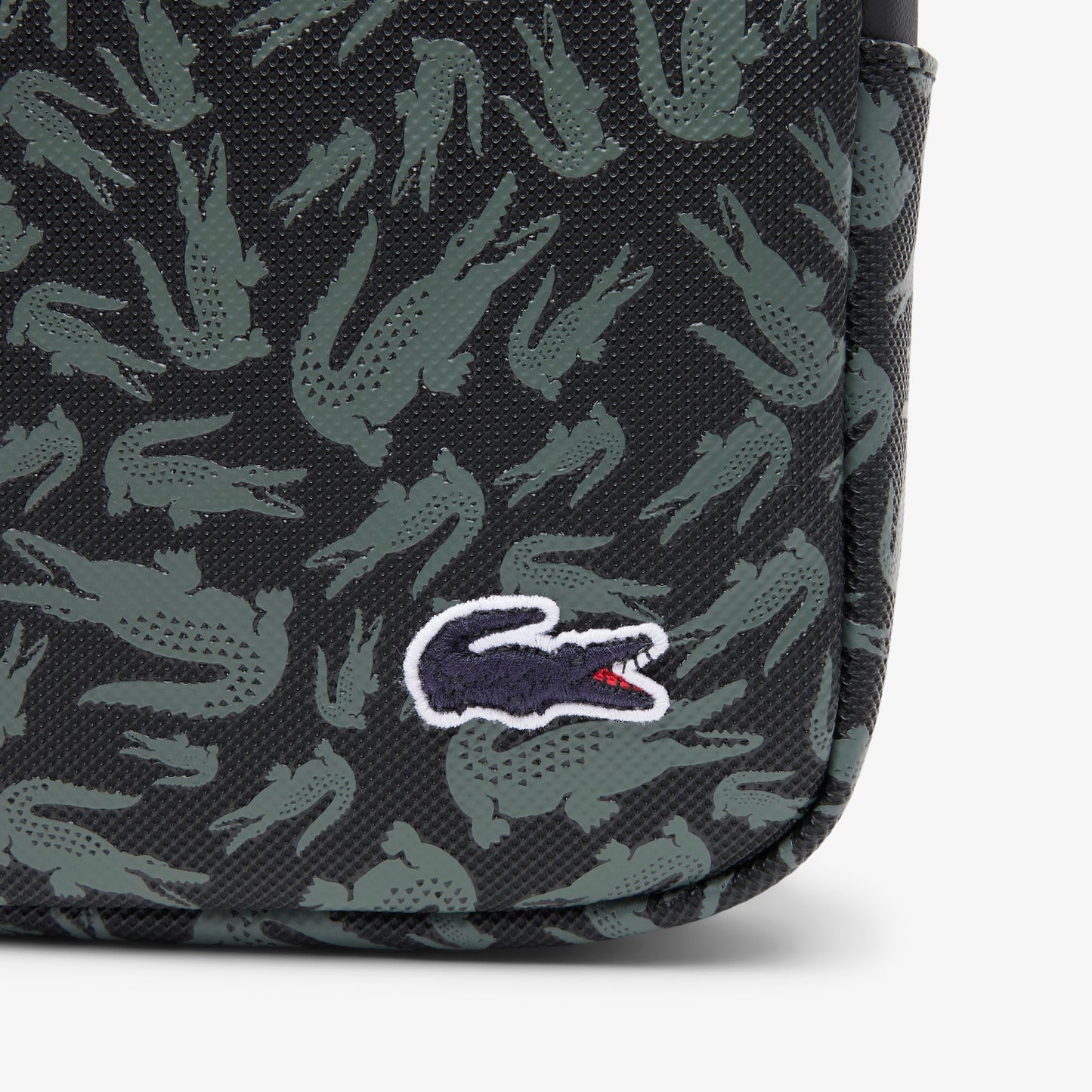 LACOSTE Mala LCST pequena - CARISMAstore