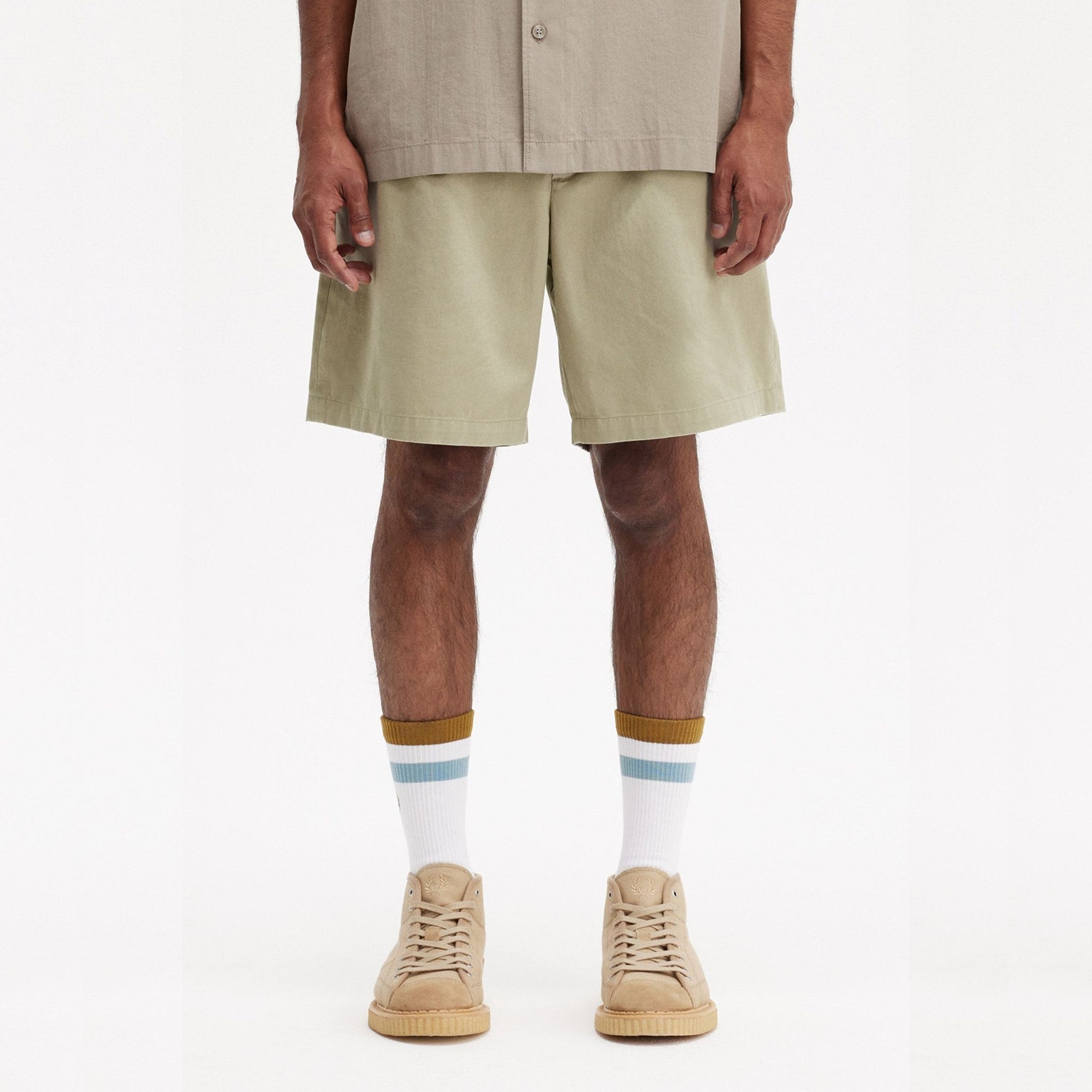 FRED PERRY Calções em tecido com pernas largas - CARISMAstore