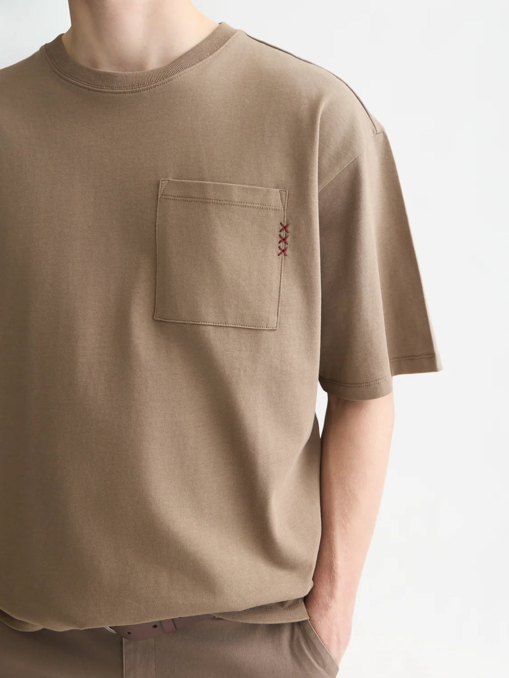 SCOTCH&SODA T-shirt essentials com bolso e corte solto