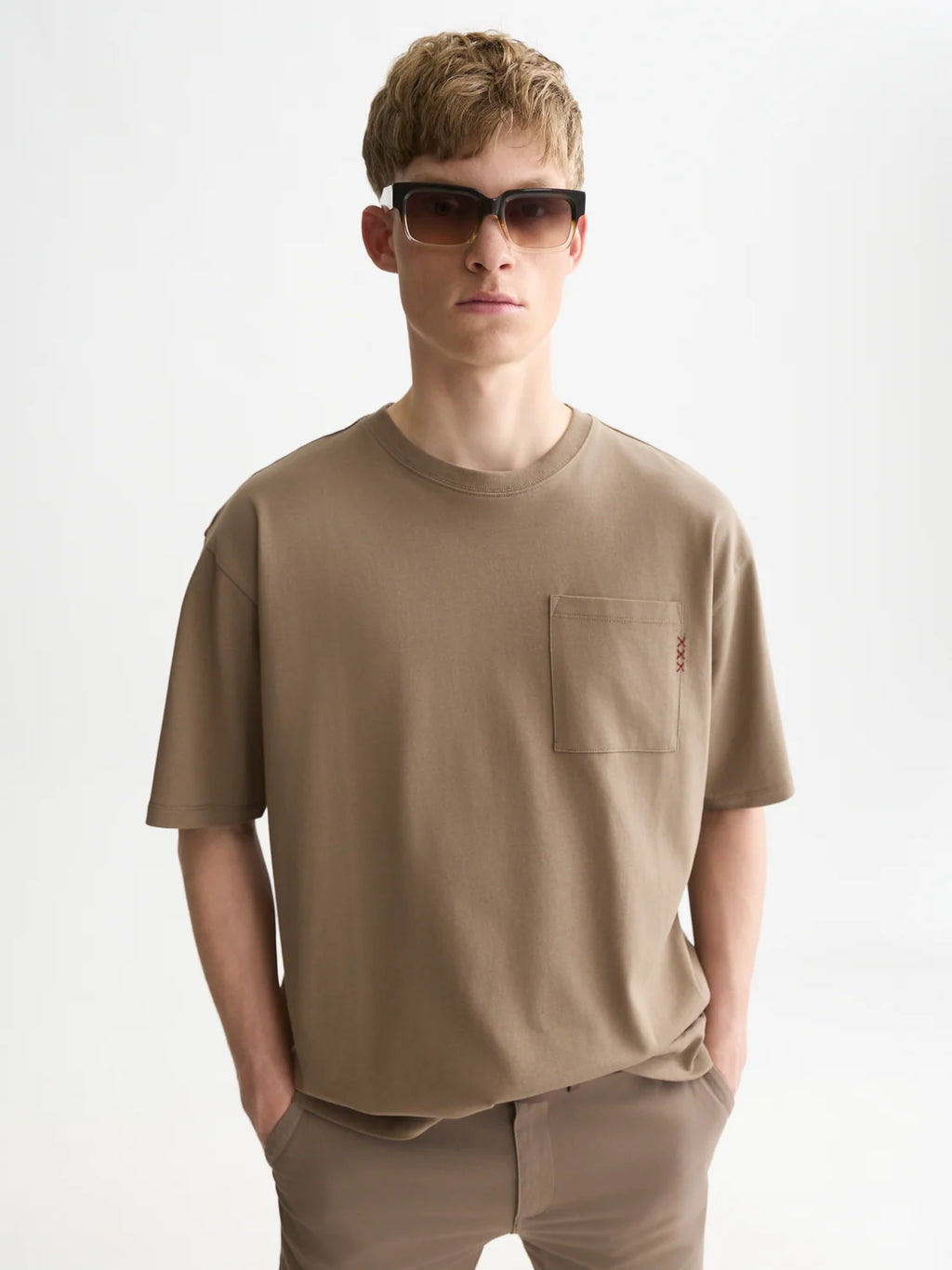 SCOTCH&SODA T-shirt essentials com bolso e corte solto