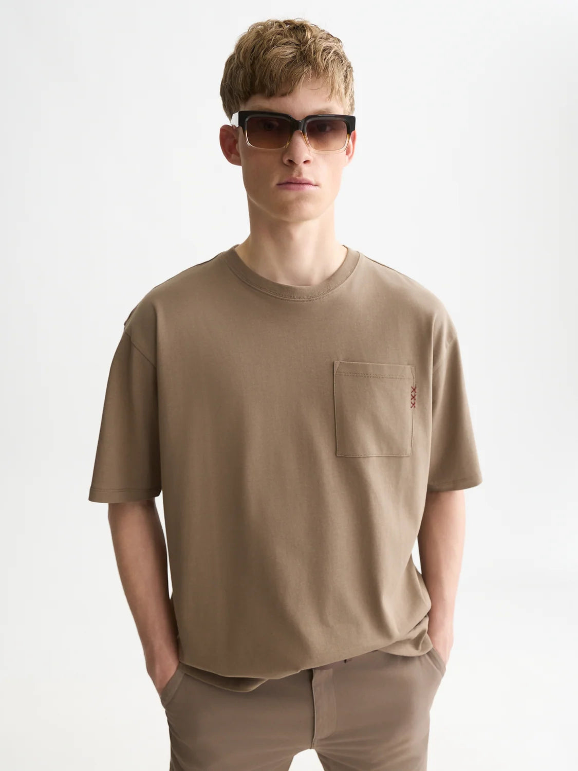 SCOTCH&SODA T-shirt essentials com bolso e corte solto