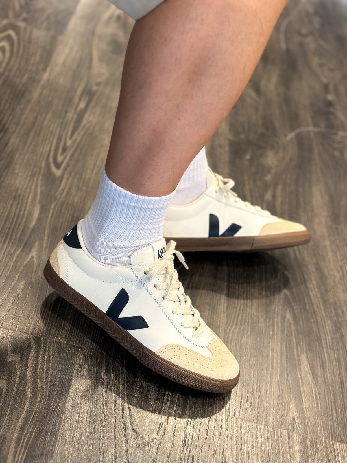 VEJA Sapatilhas volley leather white nautico bark
