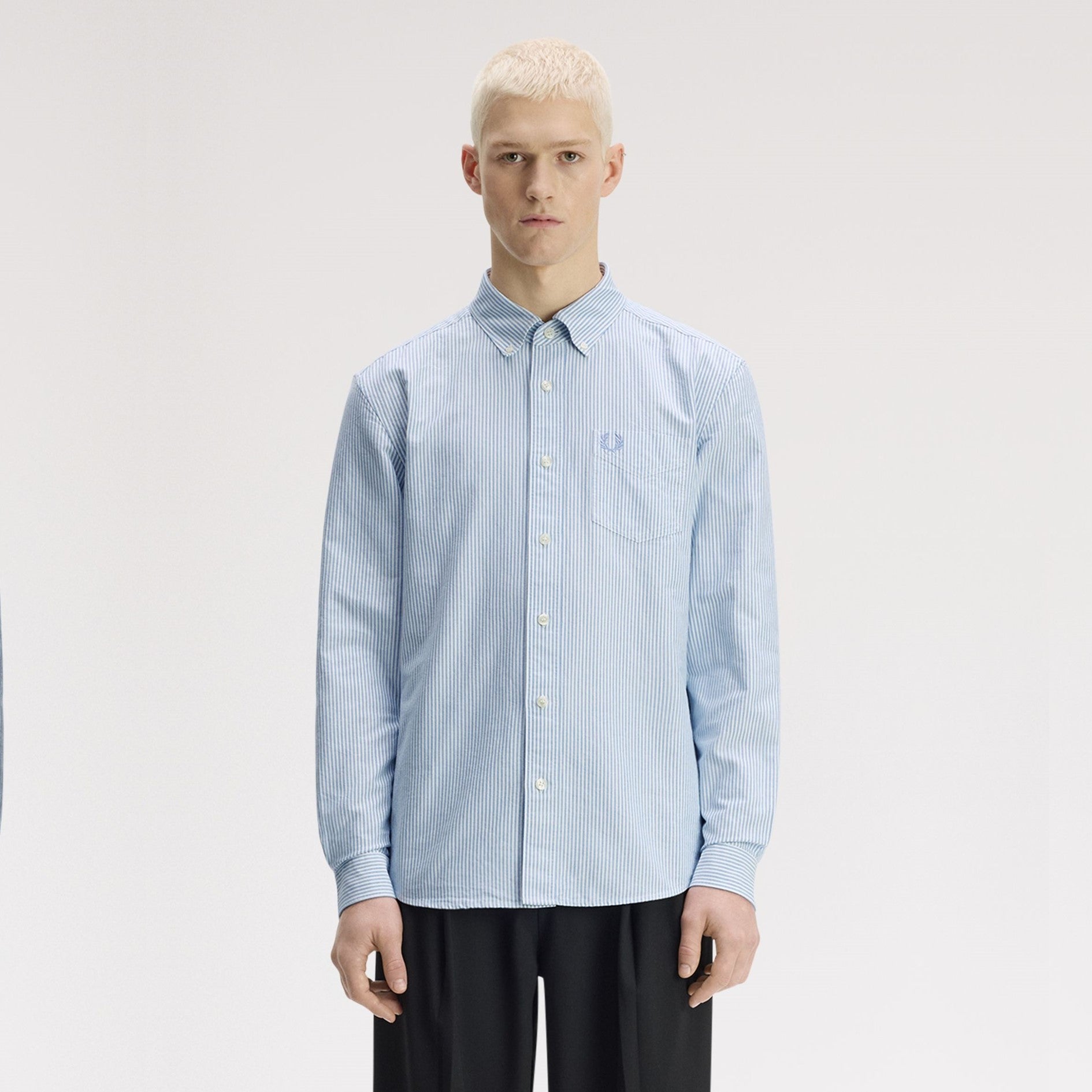 FRED PERRY Camisa oxford listrada e descontraída
