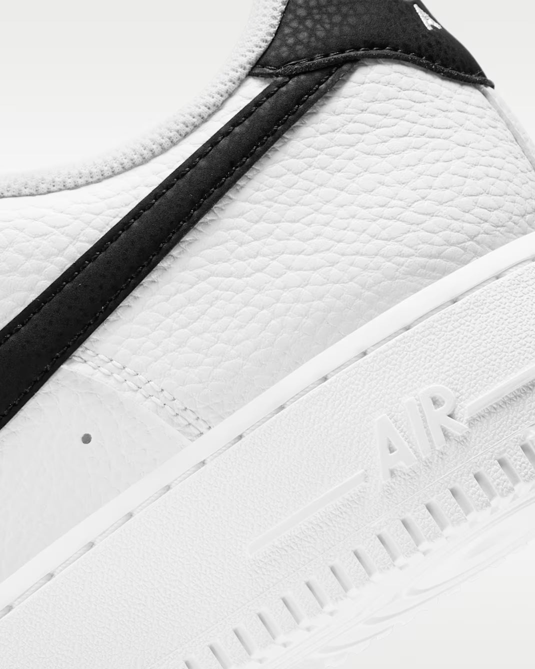 Nike Air Force 1 '07