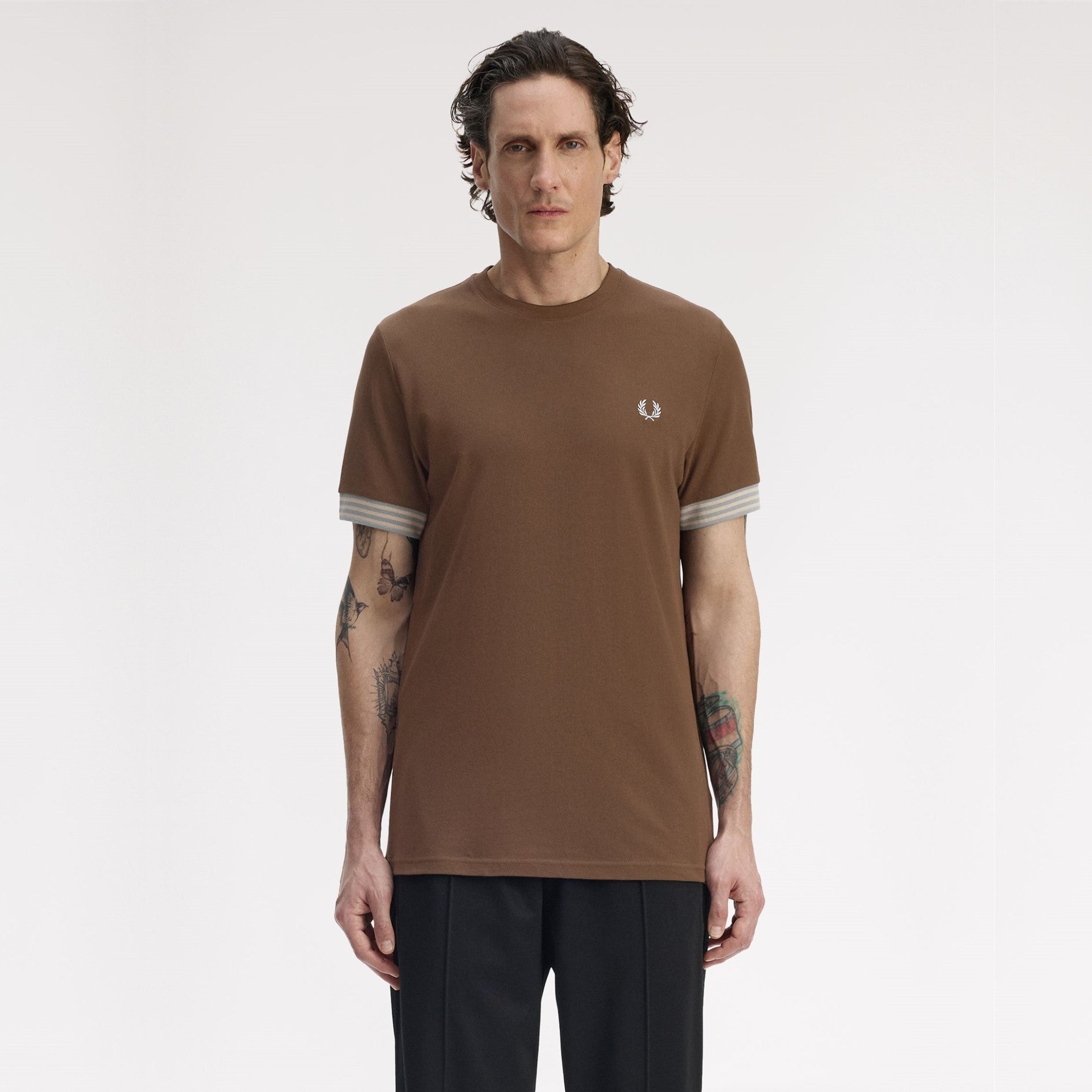 FRED PERRY T-shirt com punhos às riscas - CARISMAstore
