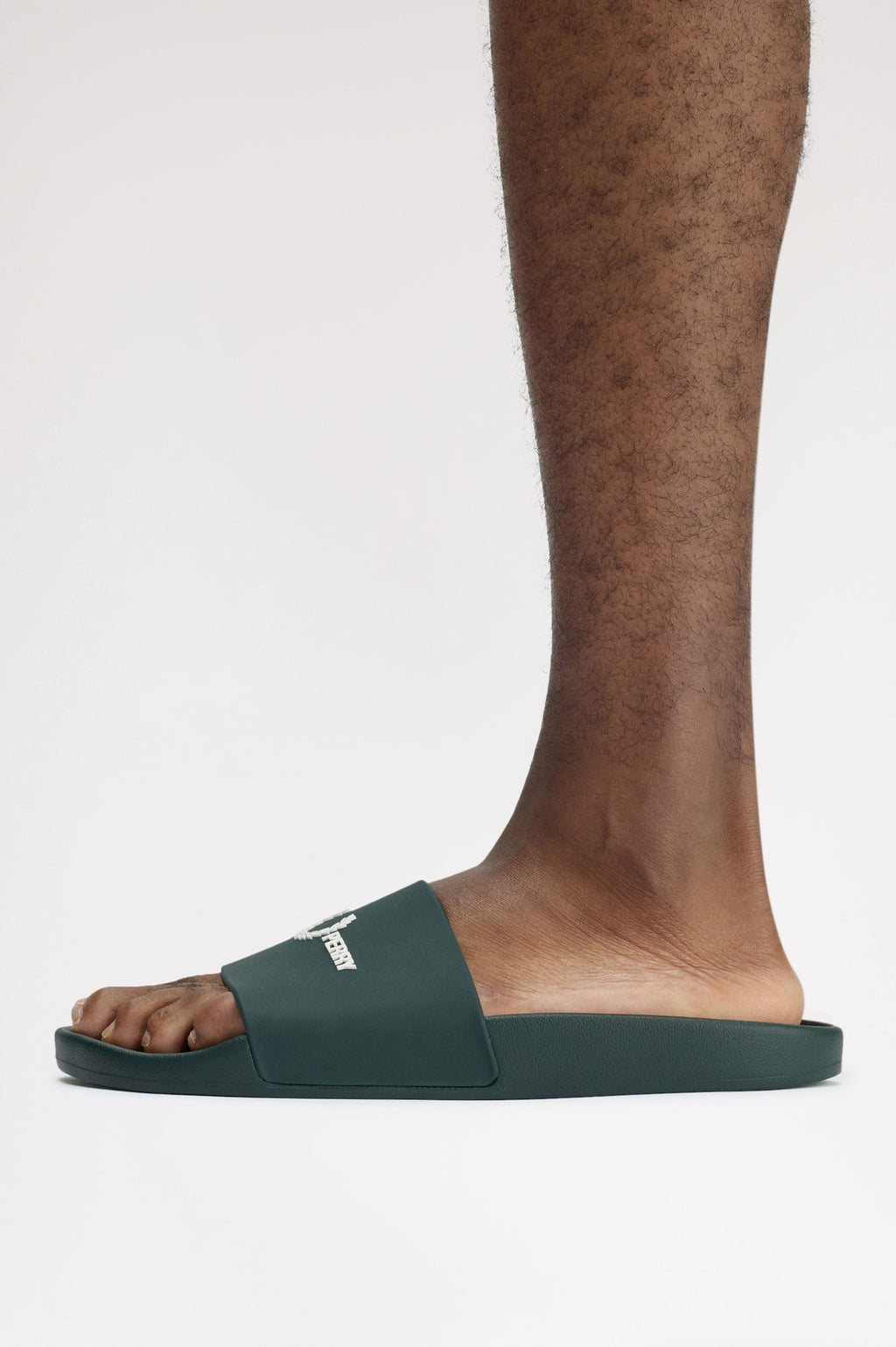 FRED PERRY Chinelos abertos com o símbolo da marca