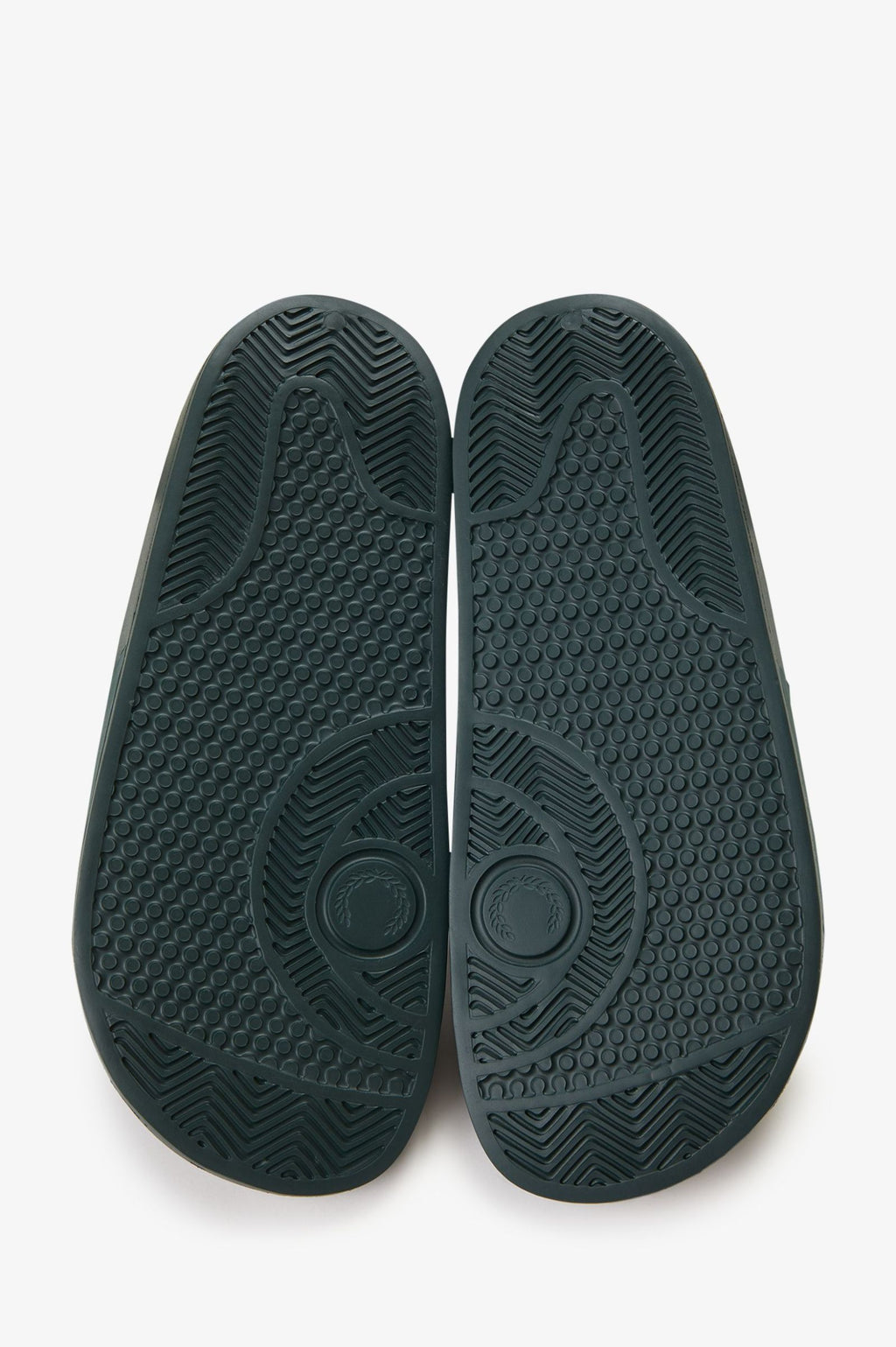 FRED PERRY Chinelos abertos com o símbolo da marca