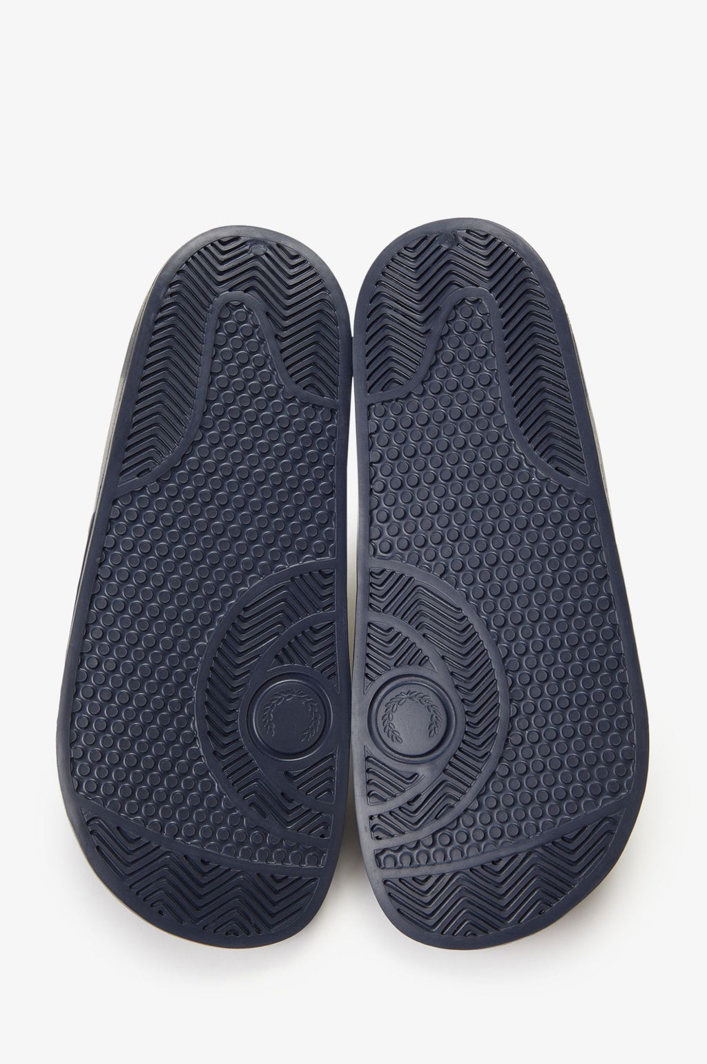 FRED PERRY Chinelos abertos com o símbolo da marca