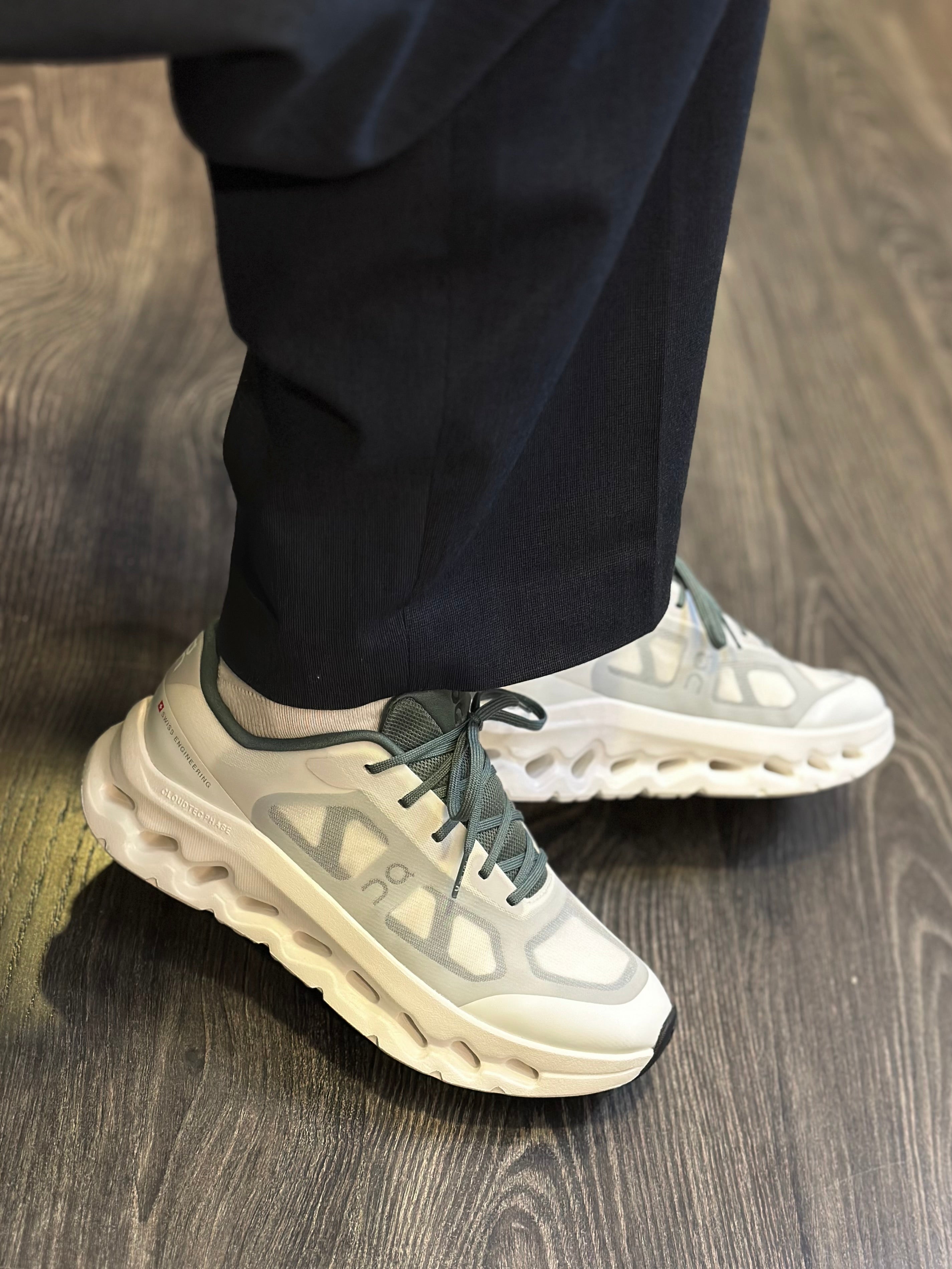 ON Sapatilhas cloutilt remix