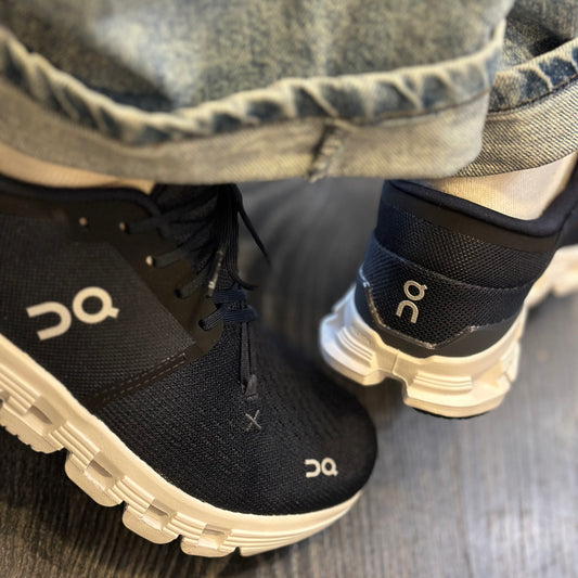 ON Sapatilhas cloud x 4 - CARISMAstore