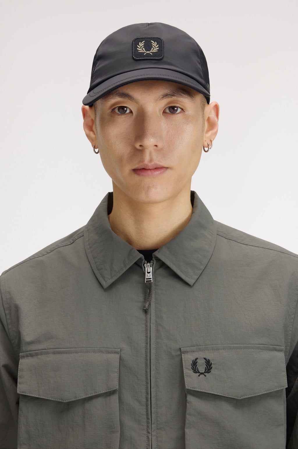 FRED PERRY Boné em nylon enrugado