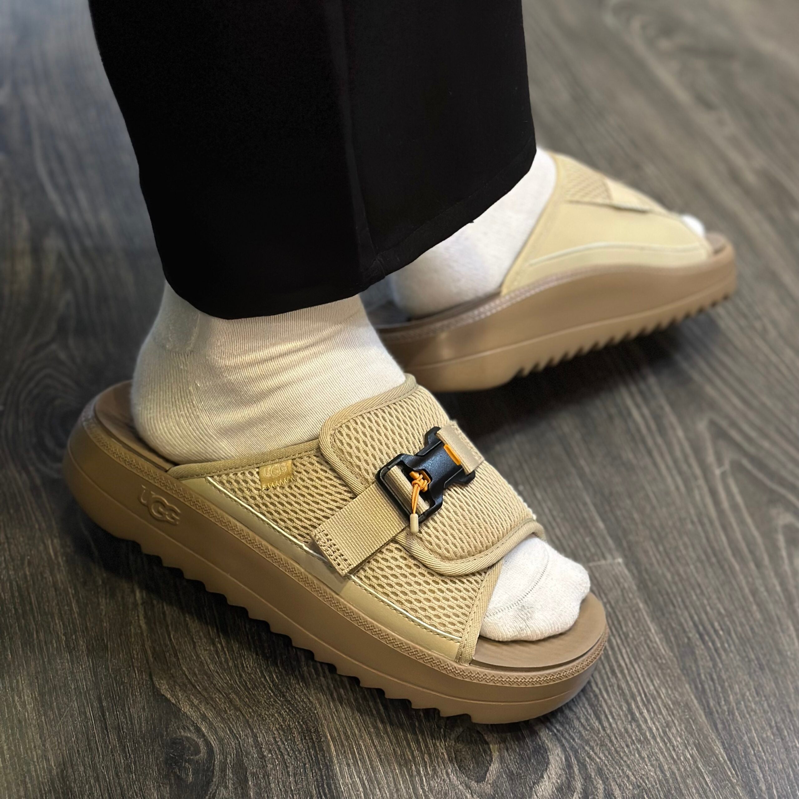 UGG Maxxer slide 2.0 - CARISMAstore