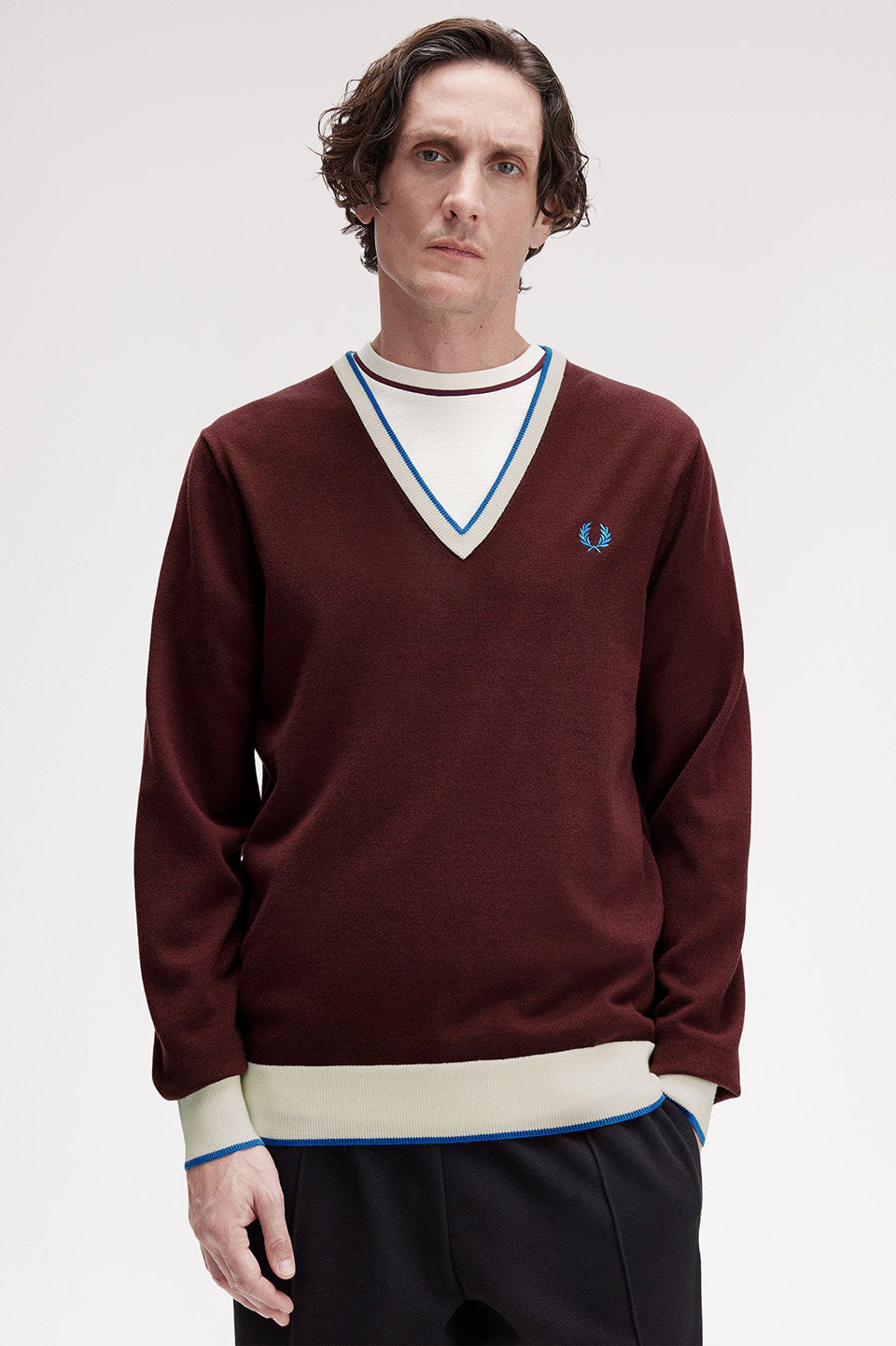 FRED PERRY Pullover com detalhes contrastantes