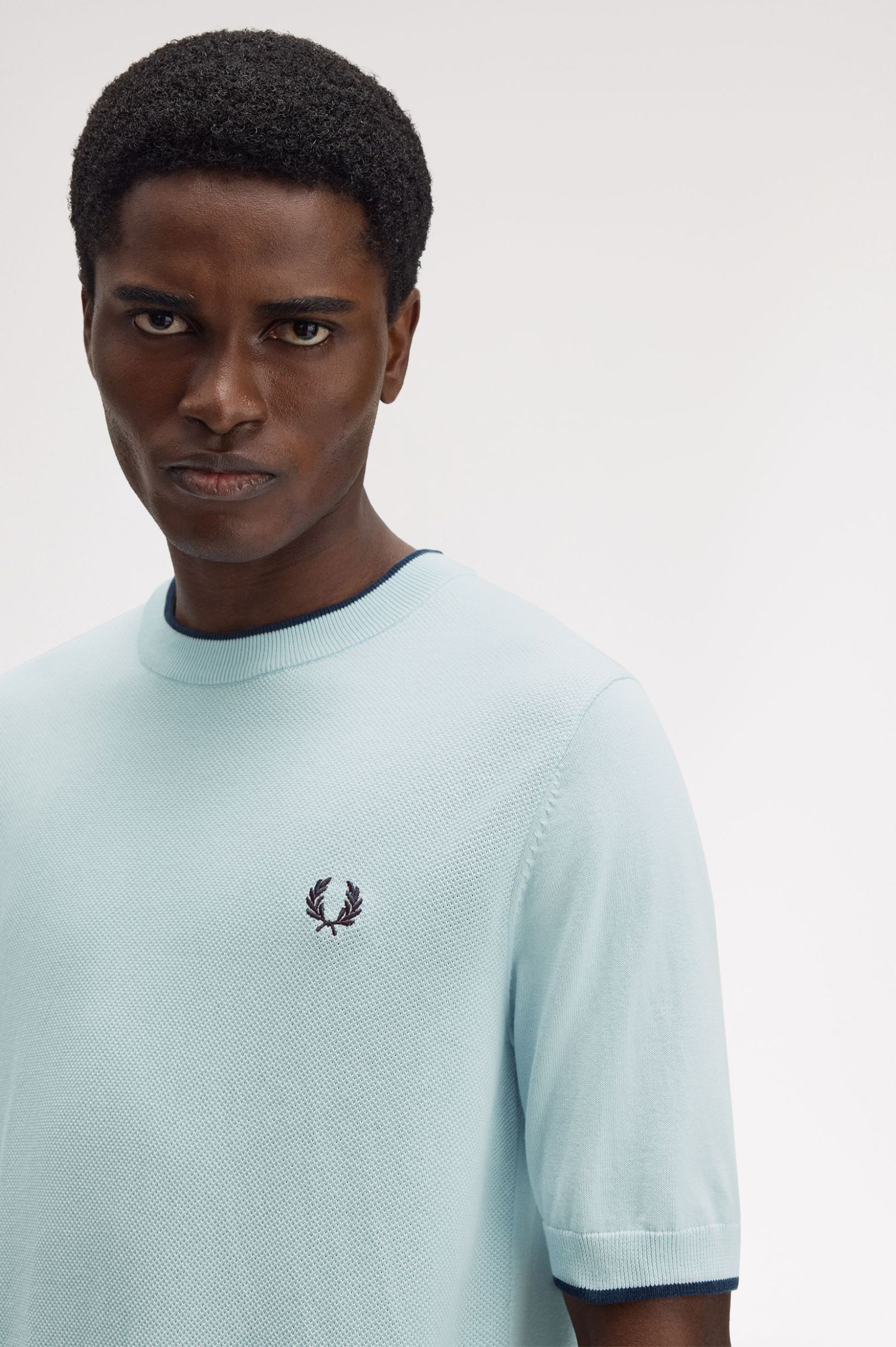 FRED PERRY T-shirt em malha com frente texturada - CARISMAstore