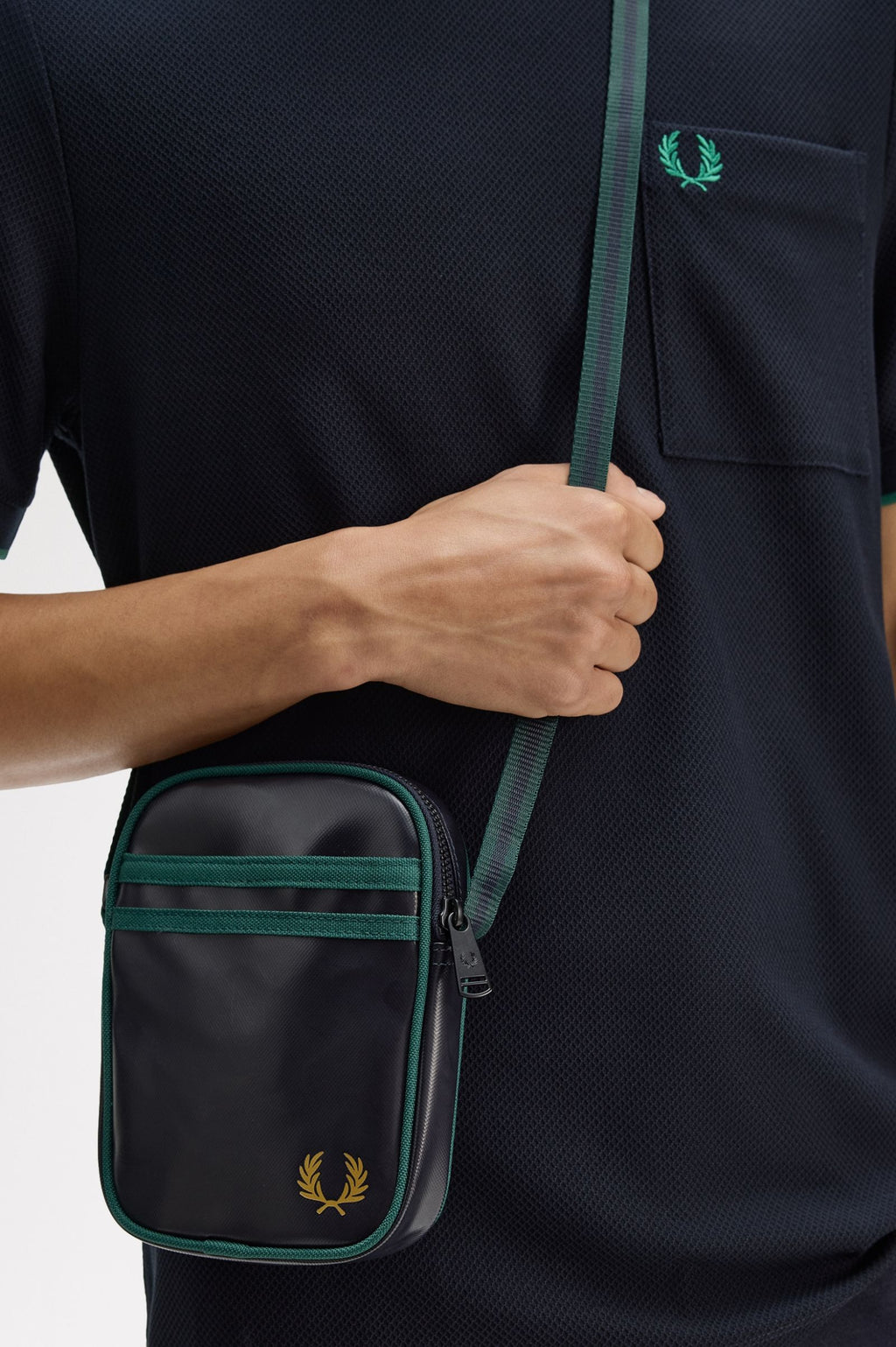 FRED PERRY Bolsa a tiracolo pequena clássica