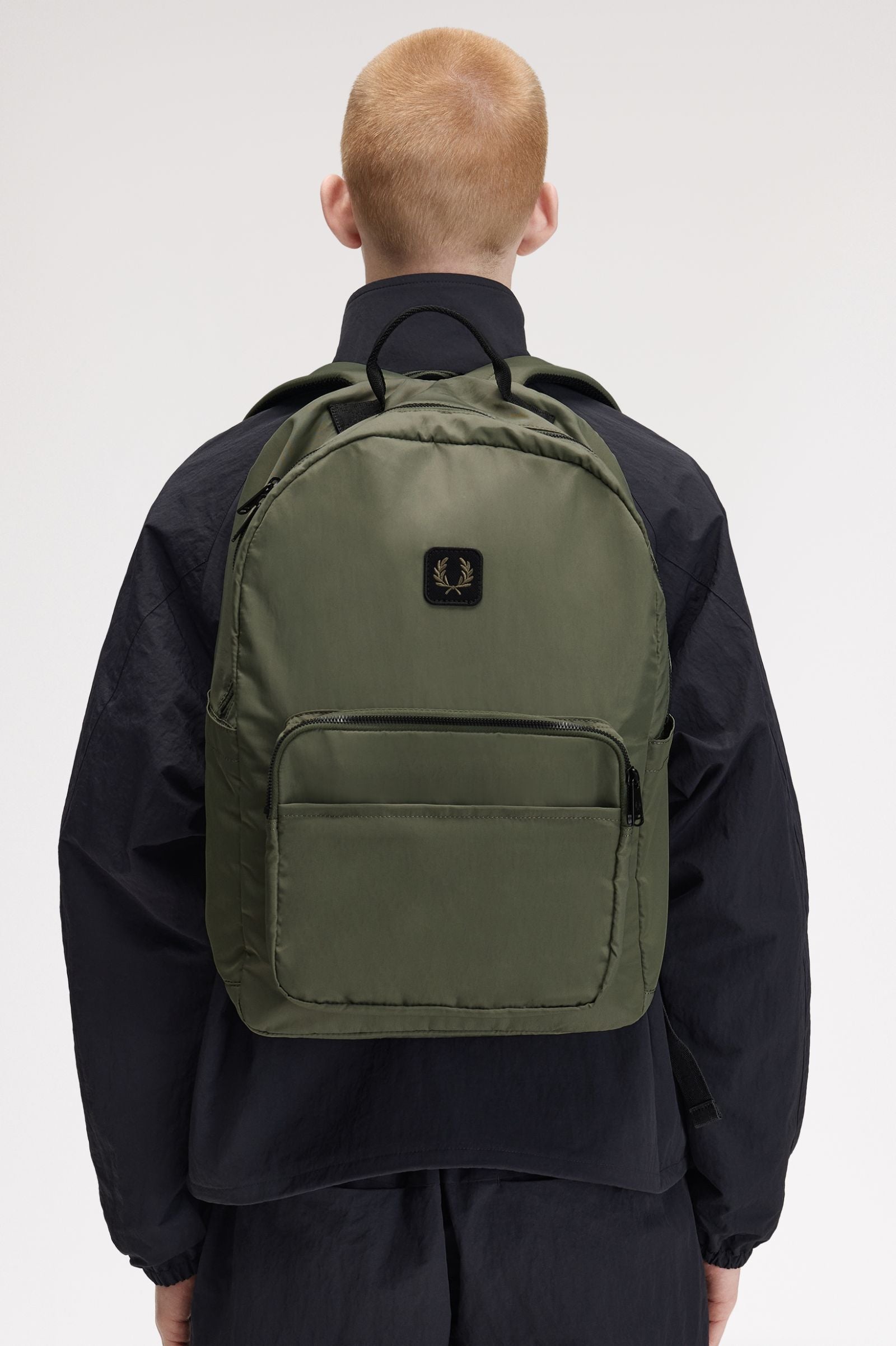 FRED PERRY Mochila em nylon enrugado