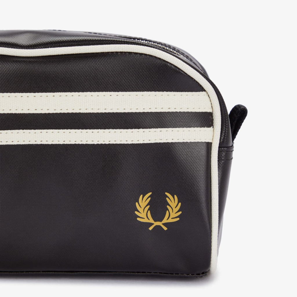 FRED PERRY Laurel Wreath Toiletry Bag