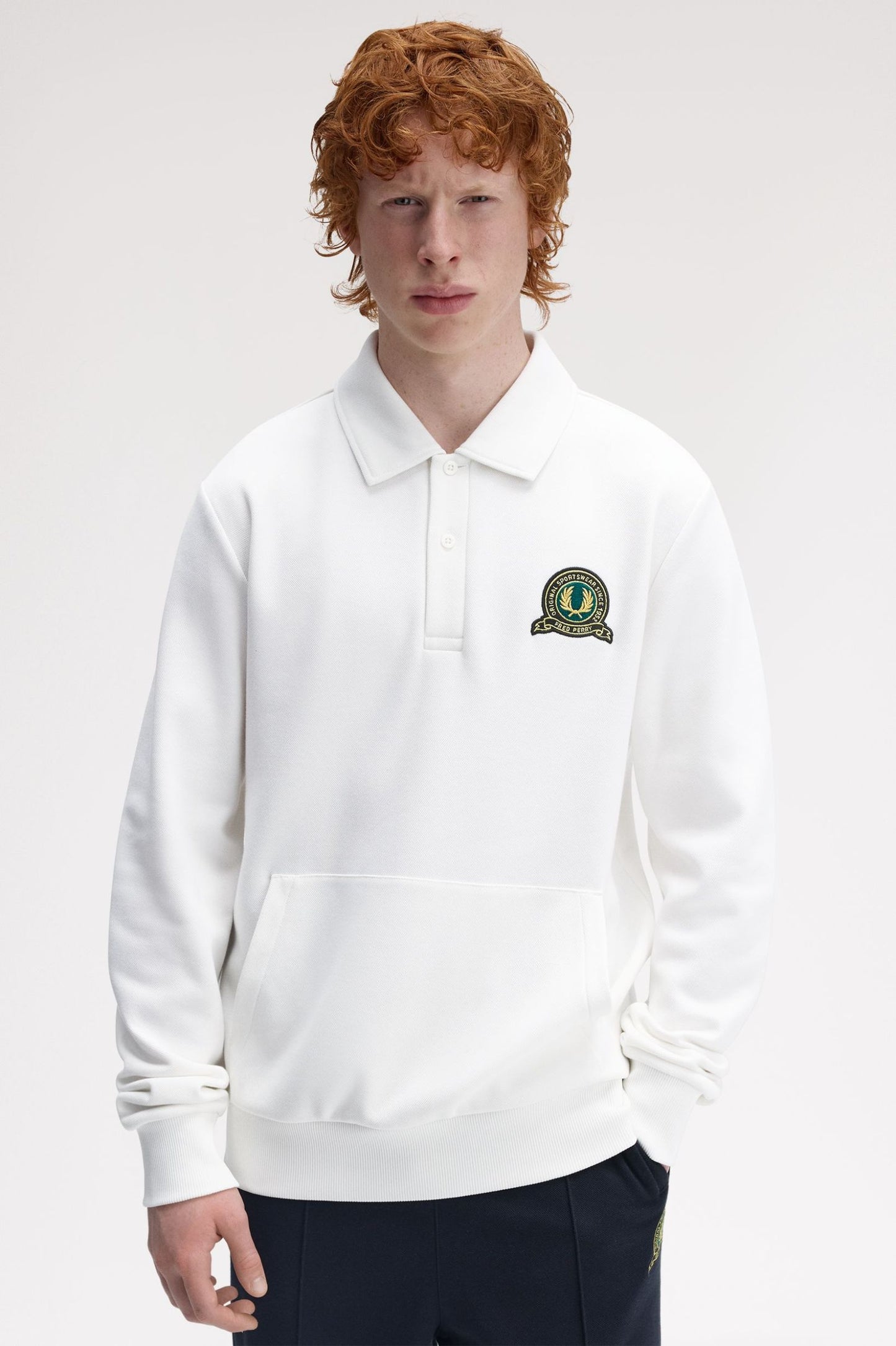 FRED PERRY Camisola com colarinho e emblema de ténis - CARISMAstore