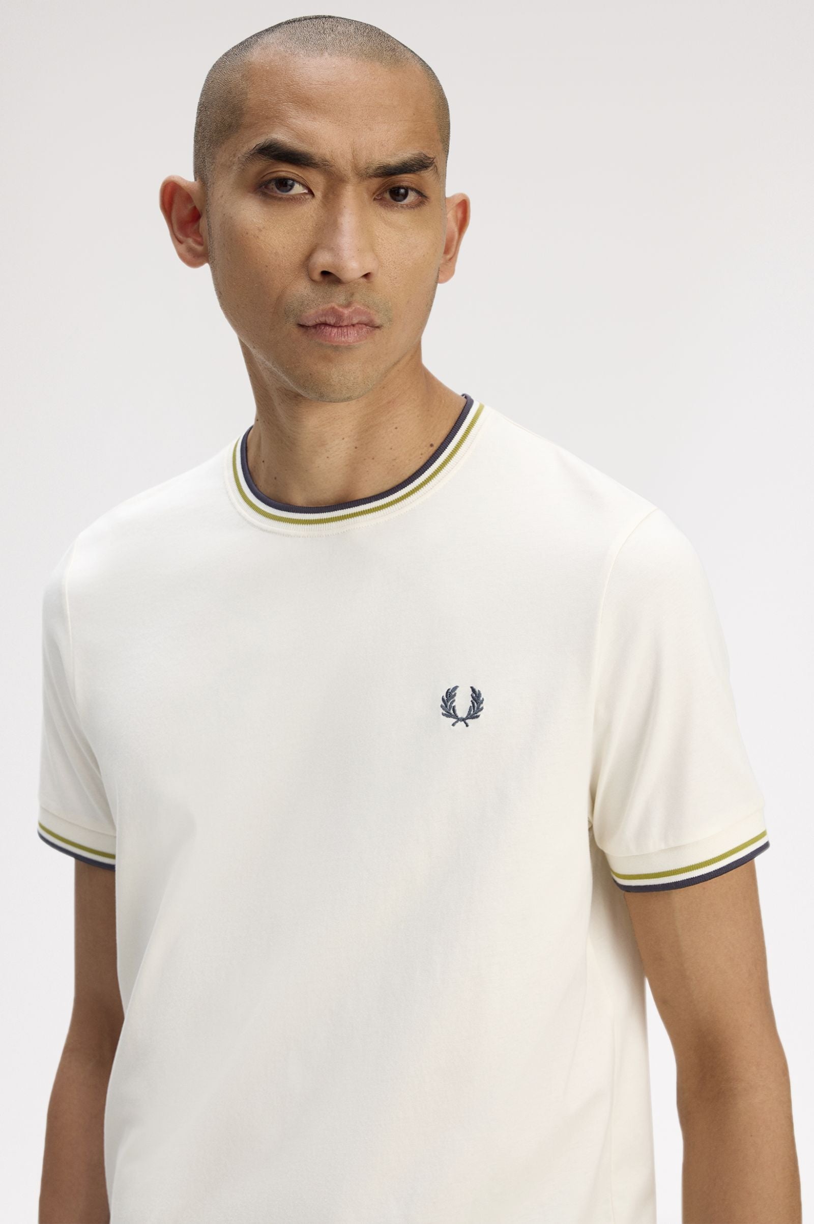 FRED PERRY T-shirt com borda com ponto descontínuo dupla - CARISMAstore