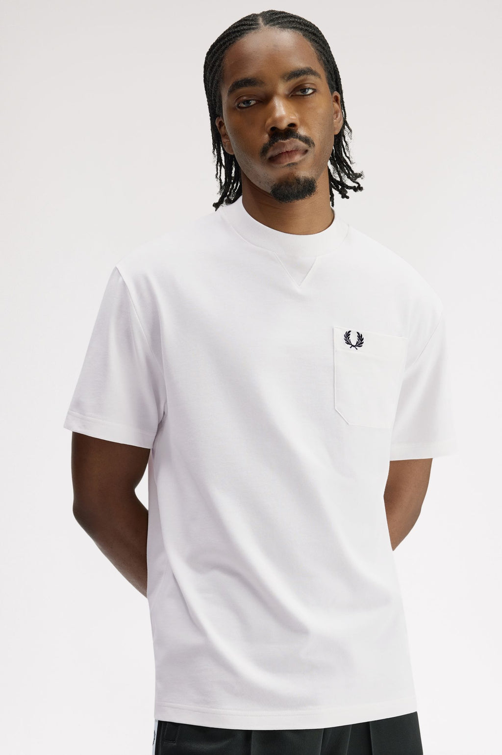FRED PERRY T-shirt com detalhe no bolso