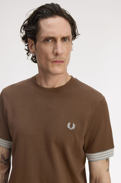 FRED PERRY T-shirt com punhos às riscas - CARISMAstore
