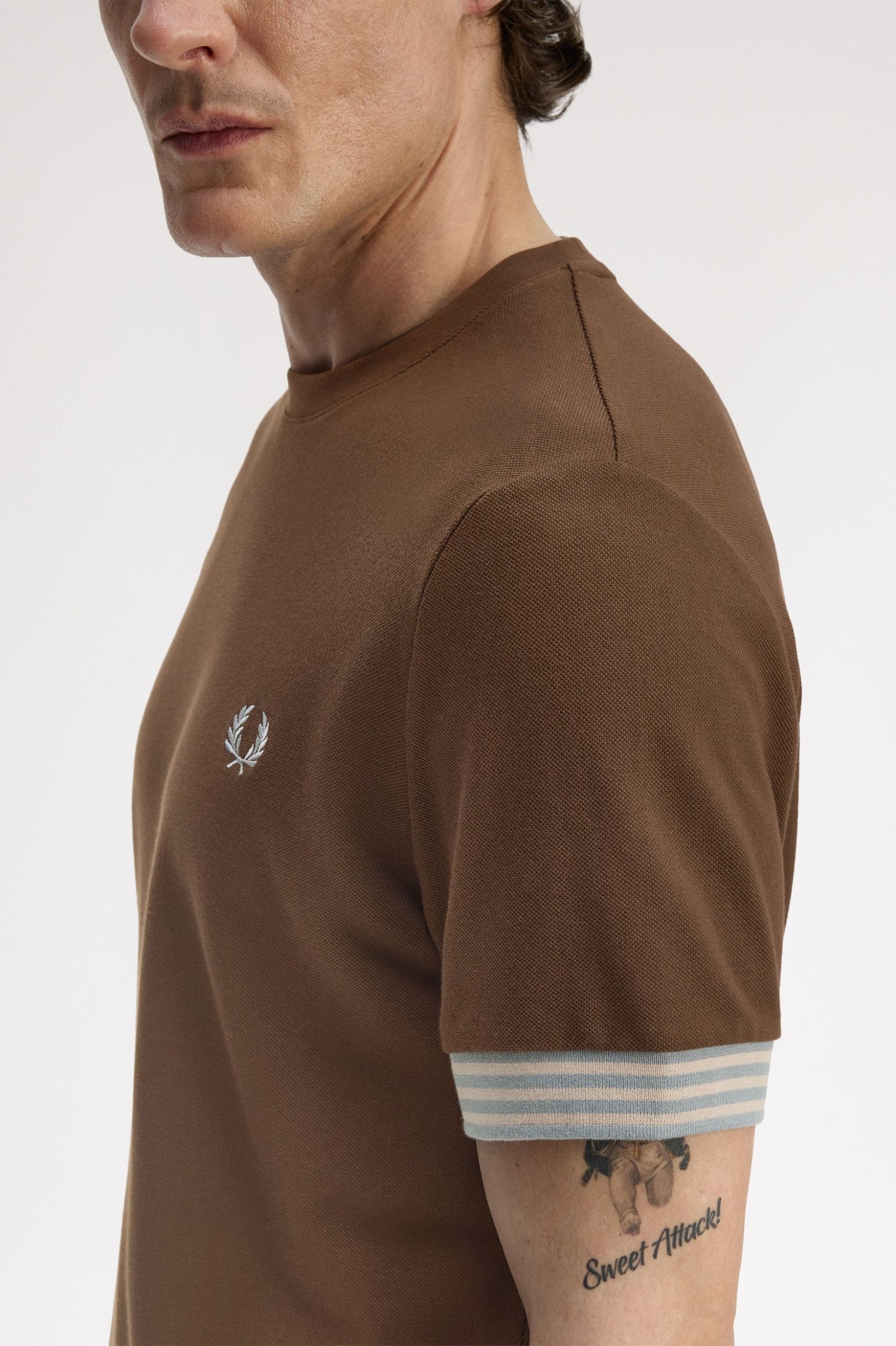 FRED PERRY T-shirt com punhos às riscas - CARISMAstore