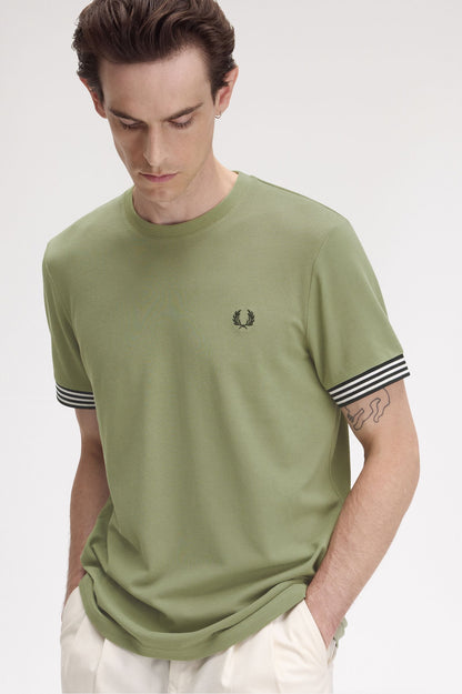 FRED PERRY T-shirt com punhos às riscas - CARISMAstore