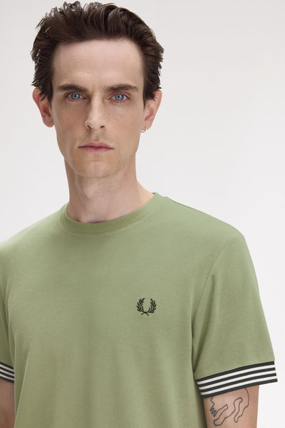 FRED PERRY T-shirt com punhos às riscas - CARISMAstore