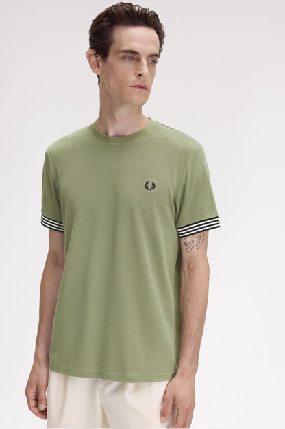 FRED PERRY T-shirt com punhos às riscas - CARISMAstore