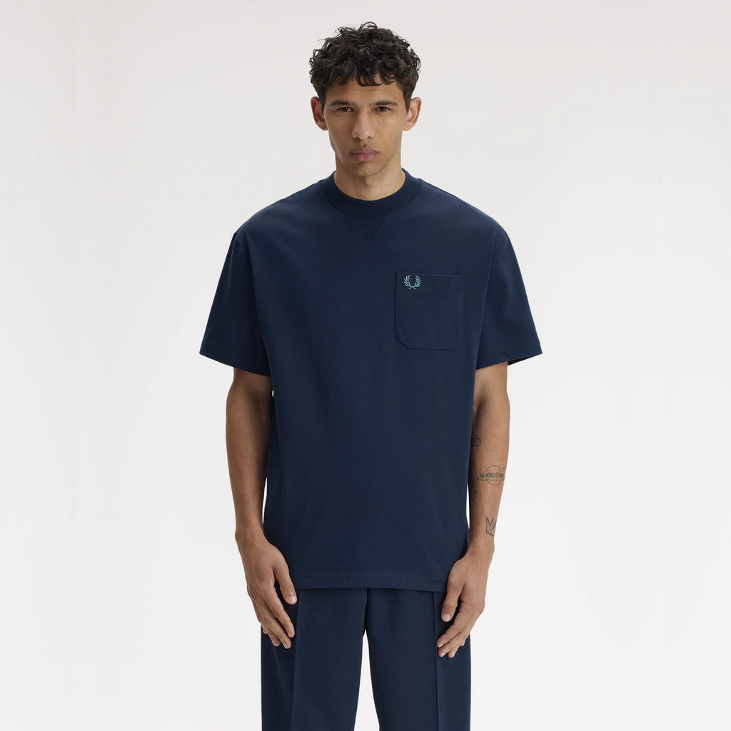 FRED PERRY T-shirt com detalhe no bolso