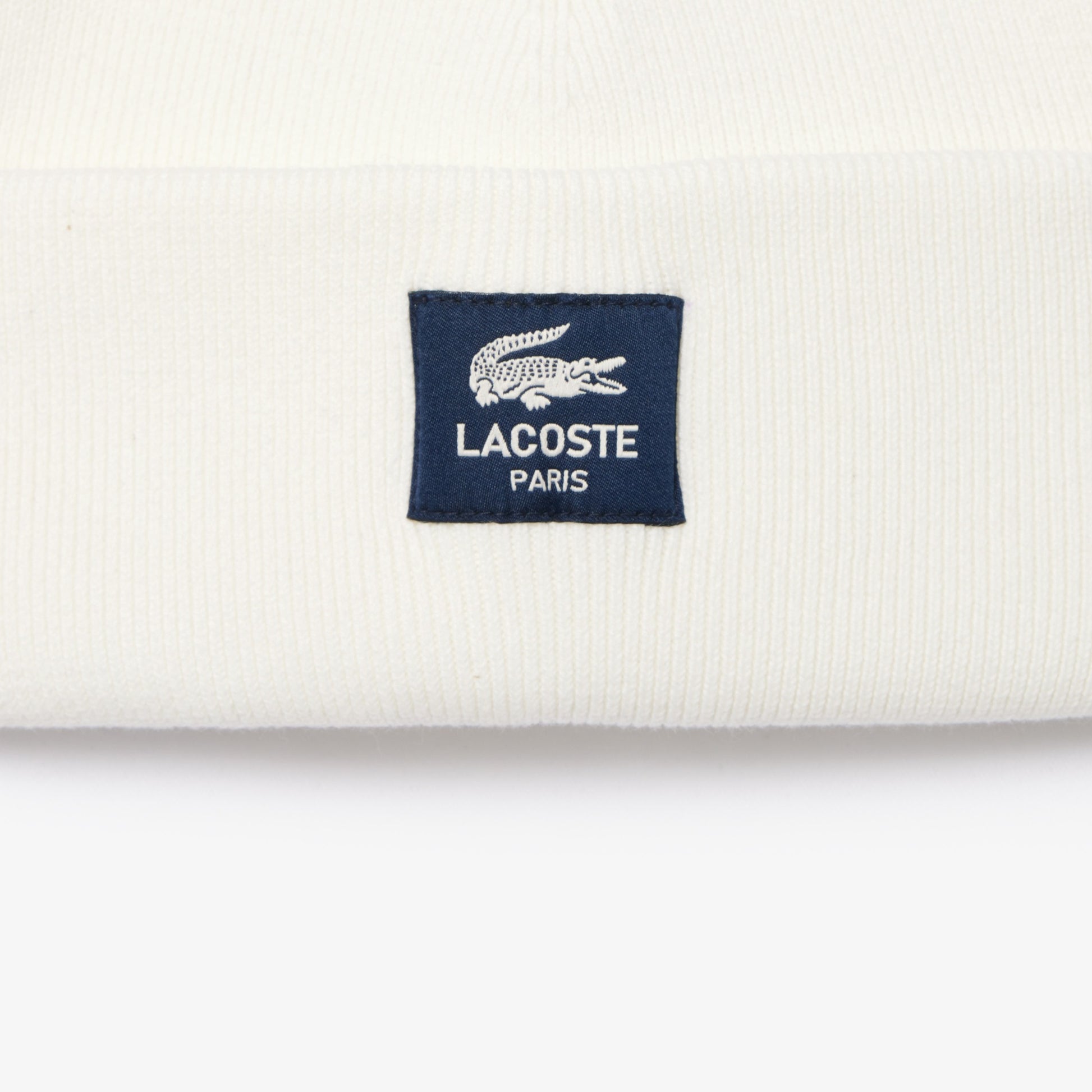 LACOSTE Gorro de algodão canelado com emblema - CARISMAstore