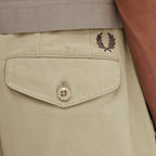 FRED PERRY Calções em tecido com pernas largas - CARISMAstore