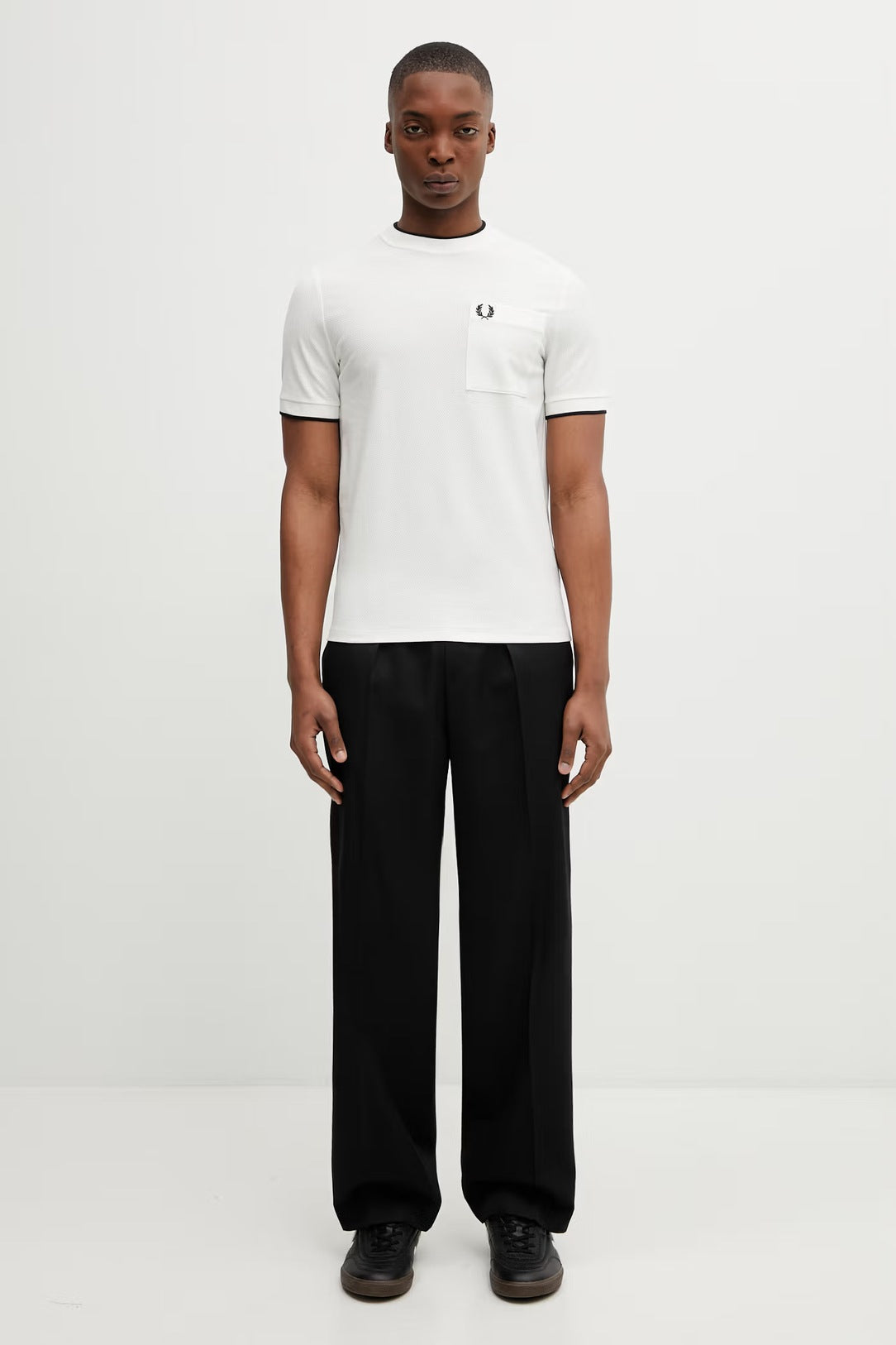 FRED PERRY T-shirt com bolso