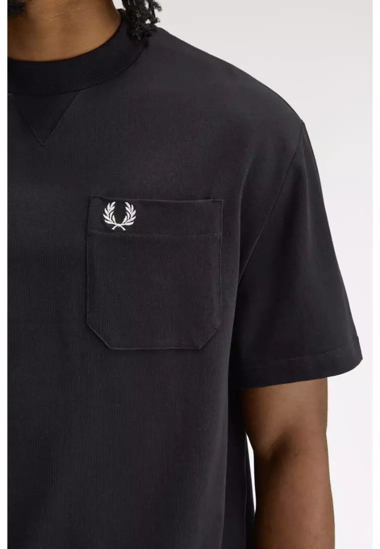 FRED PERRY T-shirt com detalhe no bolso