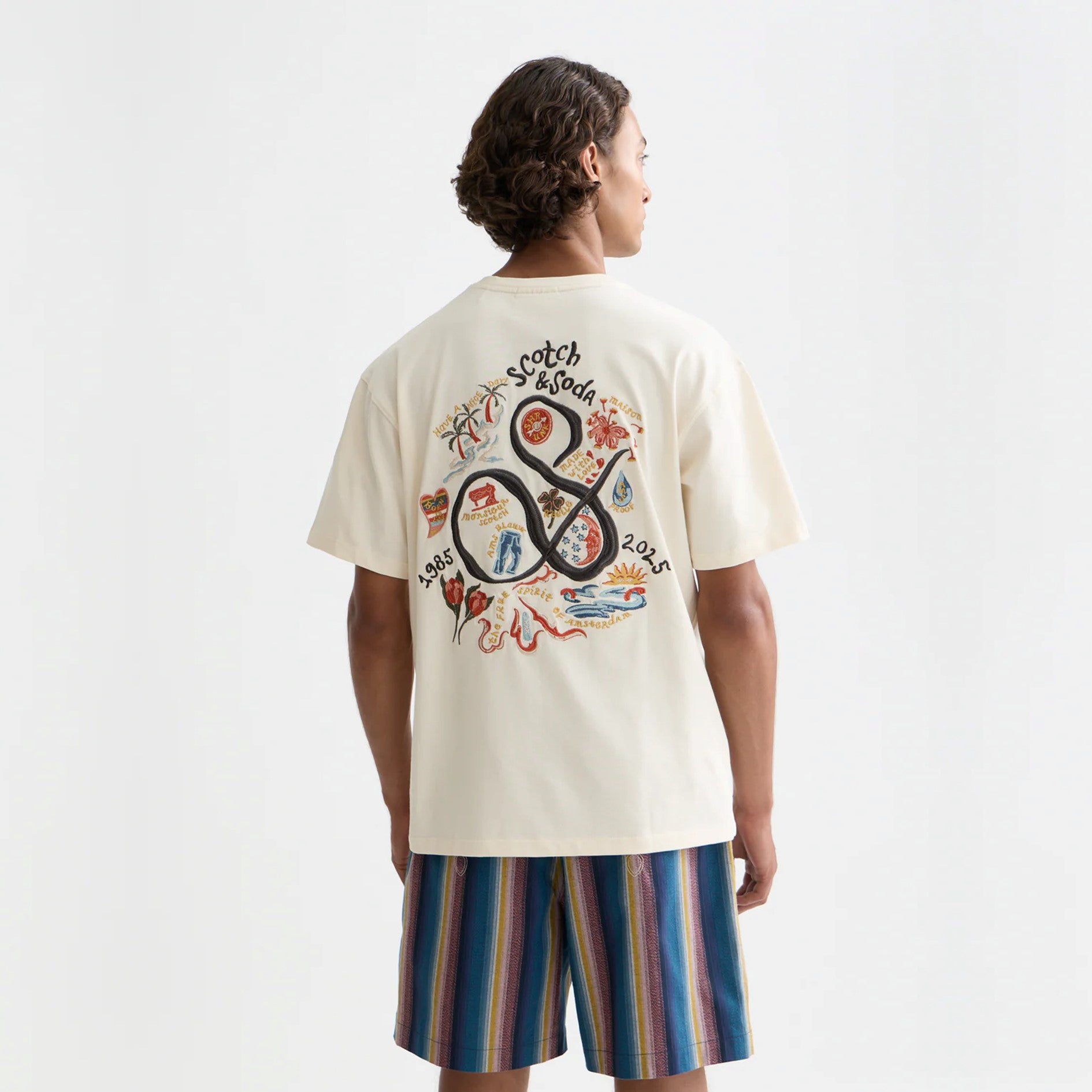 SCOTCH&SODA T-shirt comemorativa do 40º aniversário com bordado descontraido