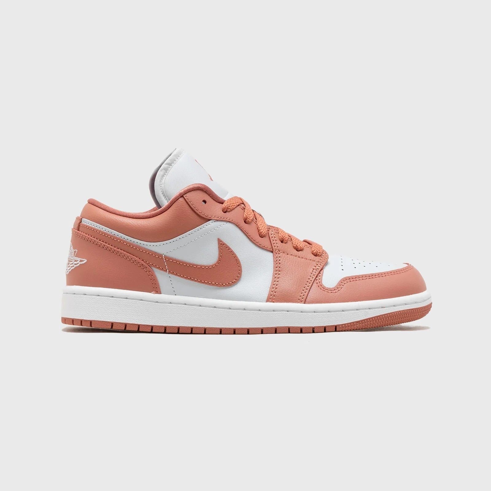 NIKE Air Jordan 1 Low - CARISMAstore