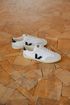 VEJA Sapatilhas volley canvas white black